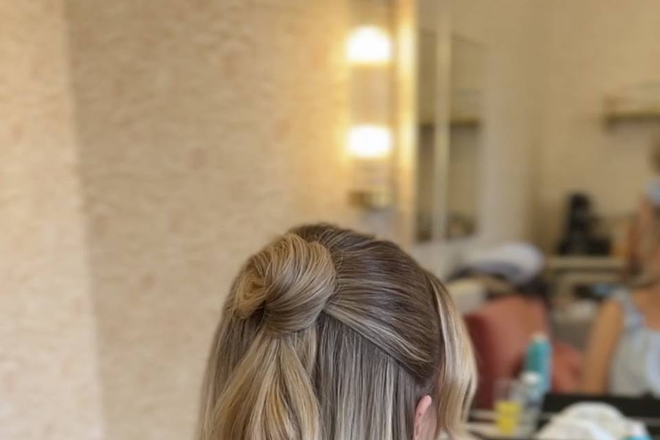 Bridesmaids knotted half up
