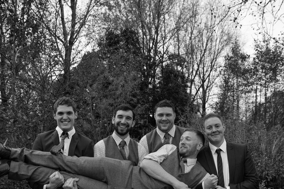 Helen Mitchellhunter photography - Wedding party fun