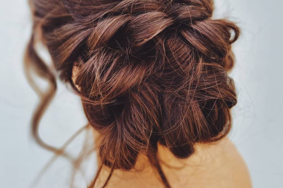 Victoria Louise Bridal Hair