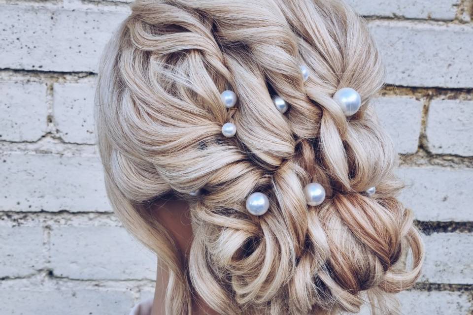 Victoria Louise Bridal Hair