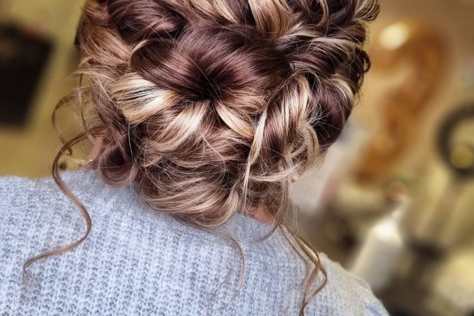 Victoria Louise Bridal Hair