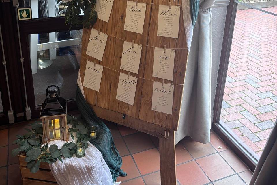 Seating plan dressed