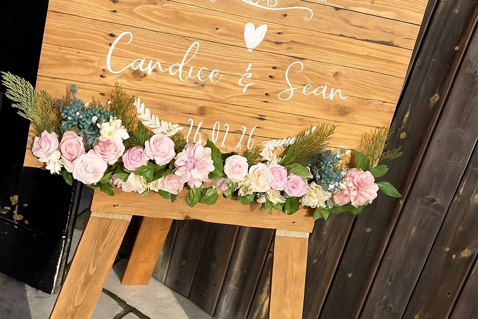 Welcome sign &stand