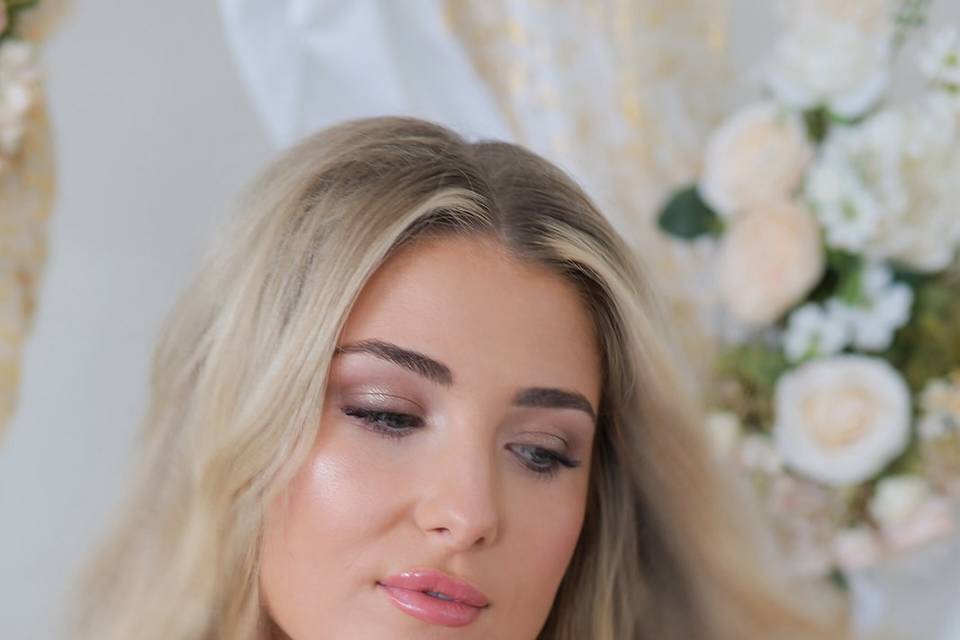 Natural makeup