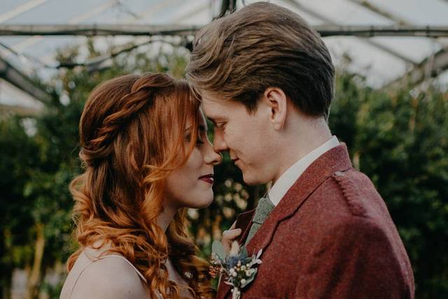 Secret Herb Garden elope