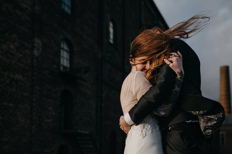 Windy scottish elopement