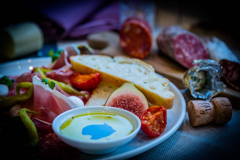 Italian meats sharing platter