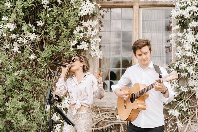 Acoustic Duo