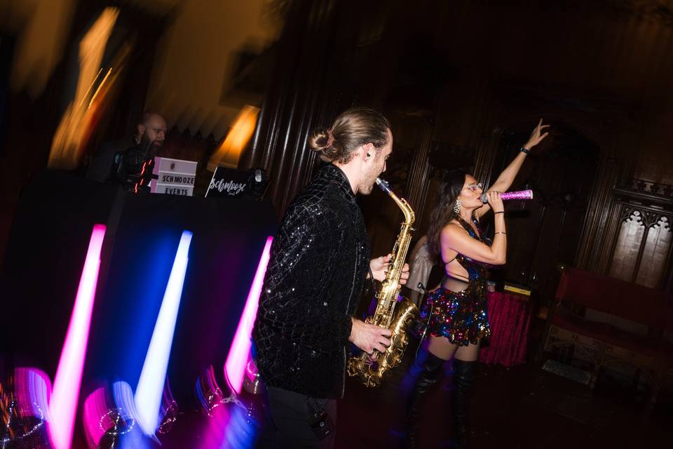 DJ Singer & Sax