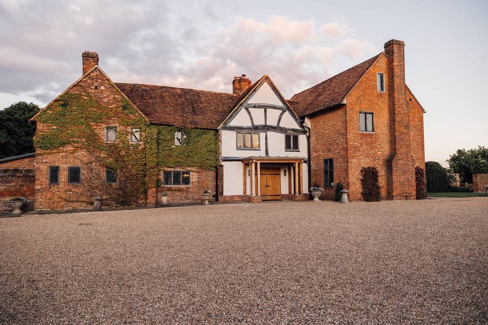 Lillibrooke Manor and Barns