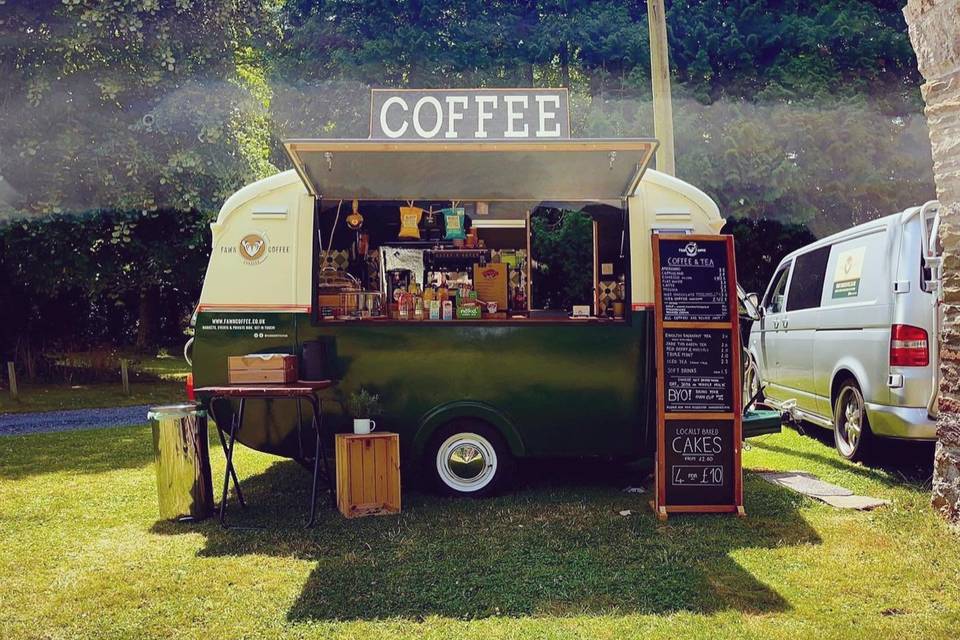 Vintage Coffee & Cocktail Van