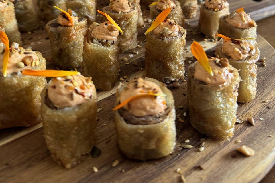 Spring roll canapé