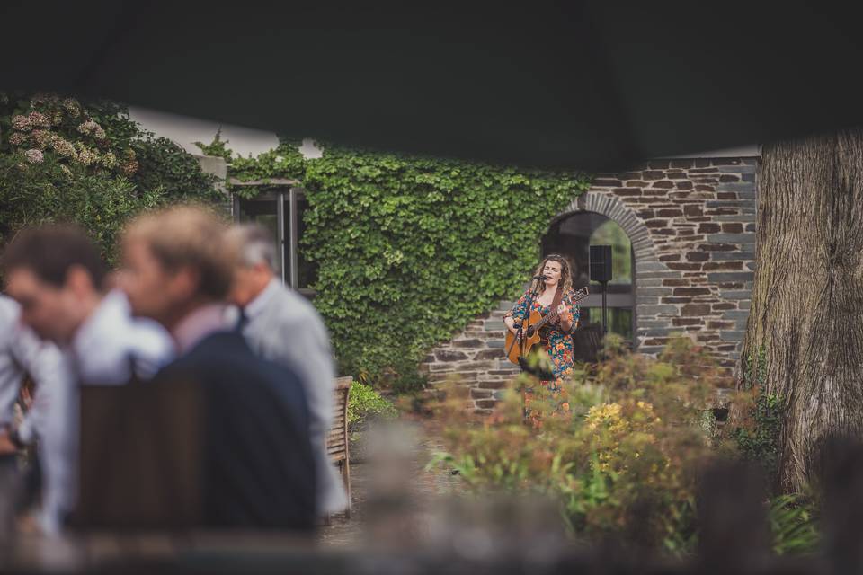 Add-on Acoustic Holly Turton