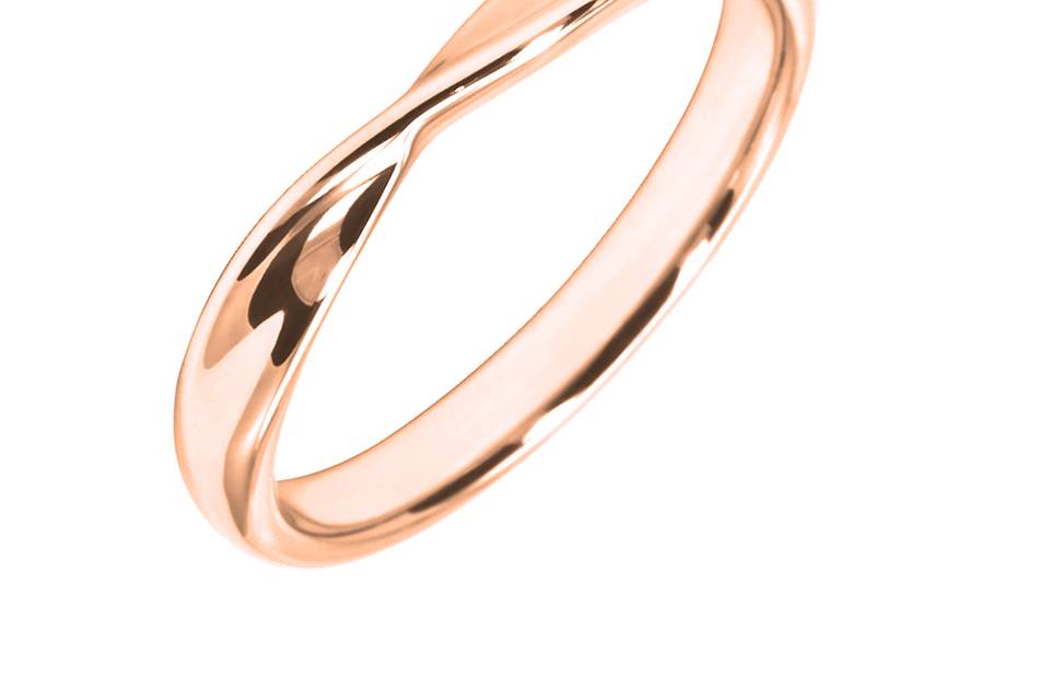 'The kiss' rose gold