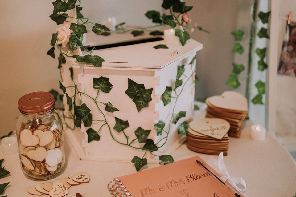 Wedding Post
