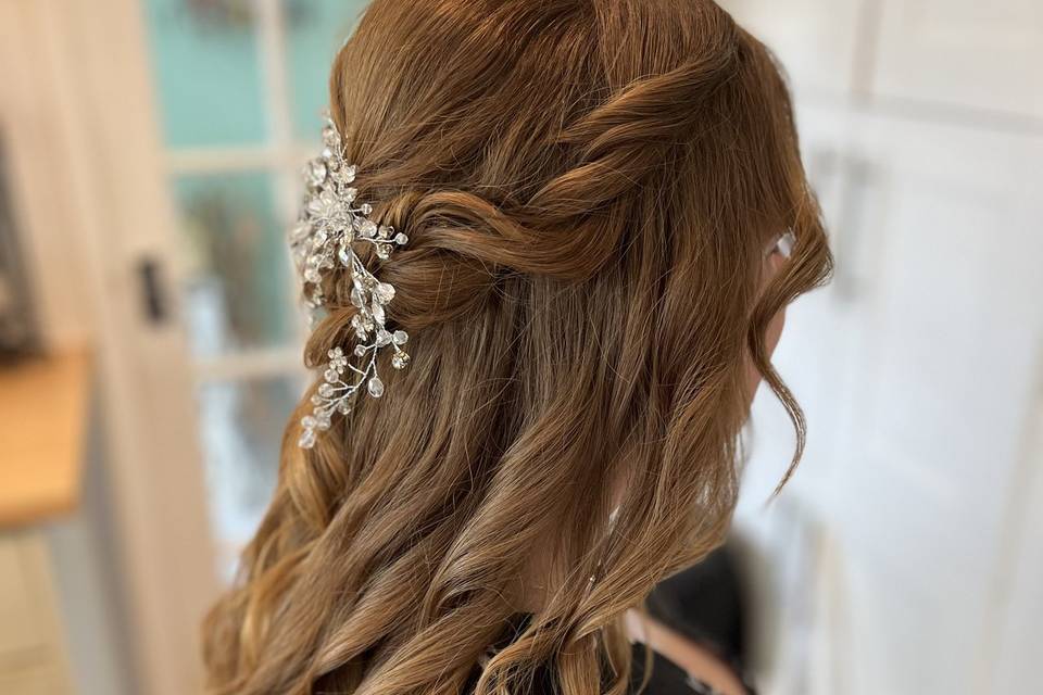 Bridal Half up, half down