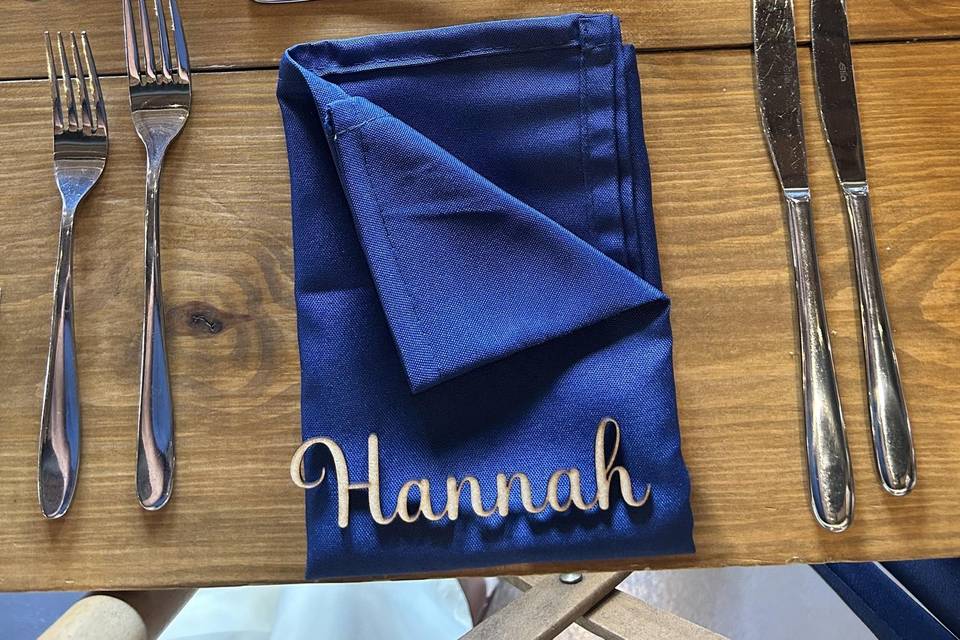 Name cards and napkin deco