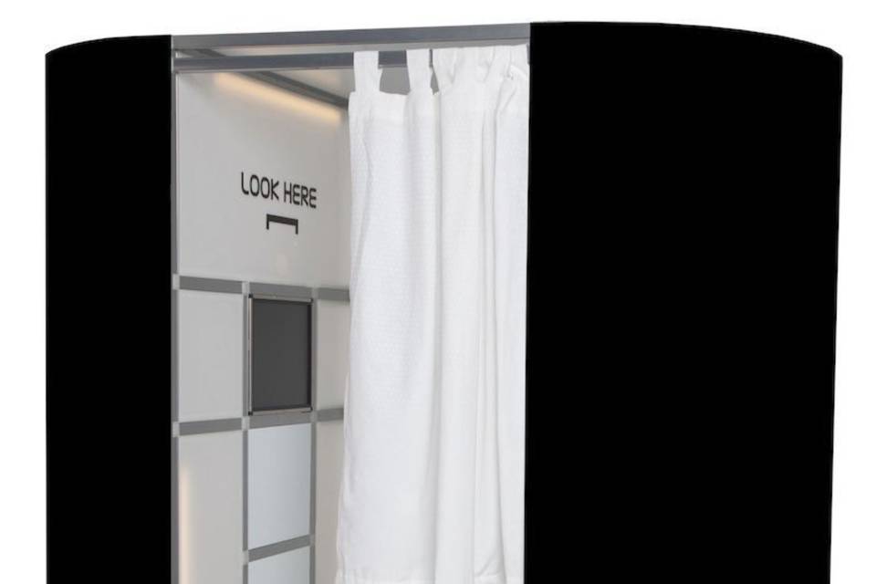 Black Gloss Booth