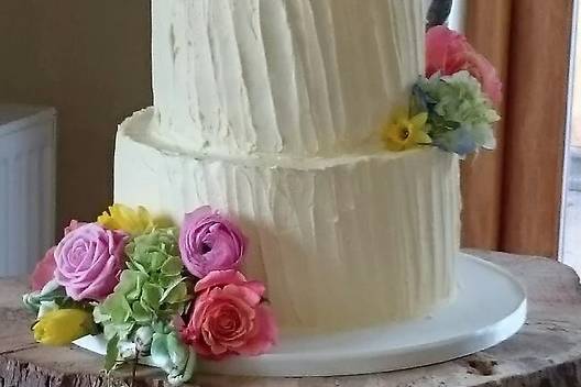 Floral wedding cake