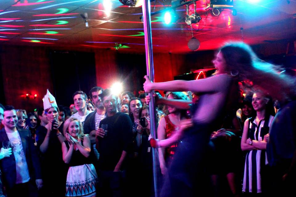 People dancing
