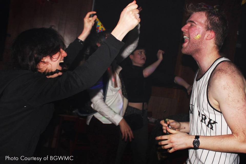 People dancing
