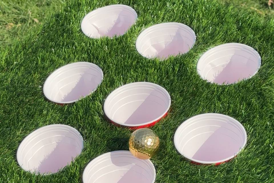 Mini golf hire uk