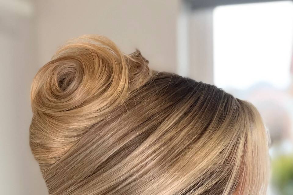 Modern bridal french twist