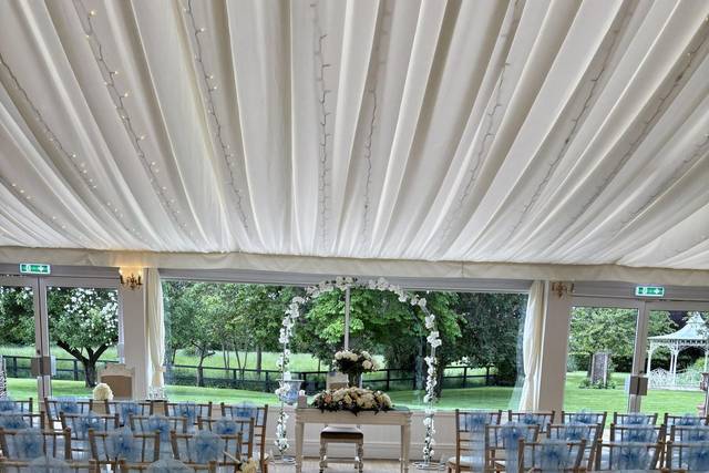 Ceremony table