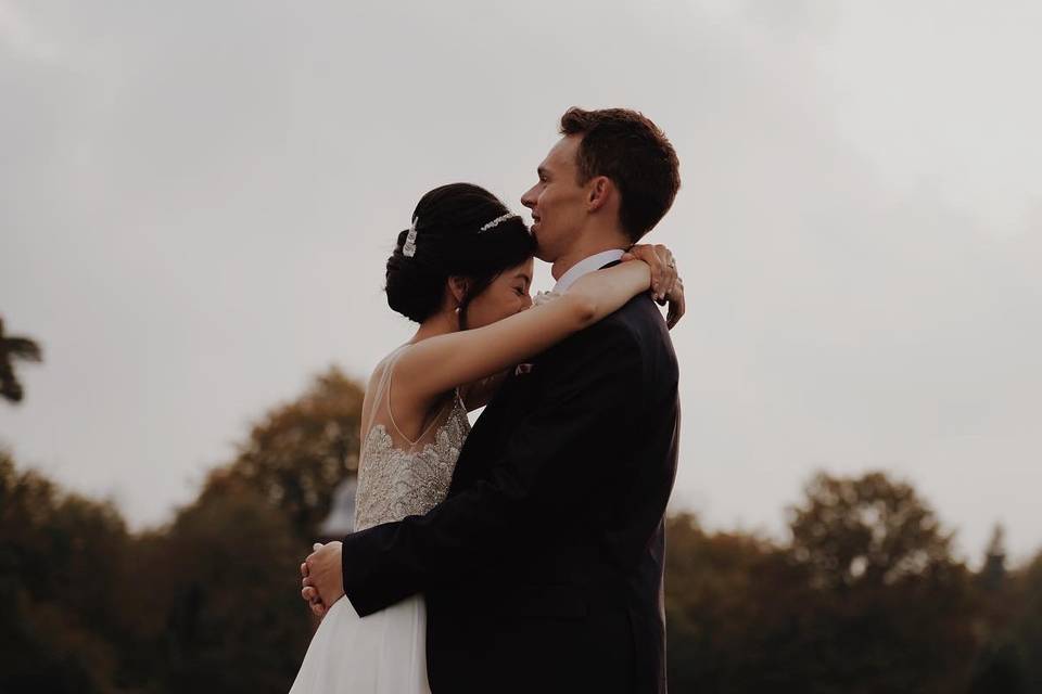 Jess & Dan at Wotton House