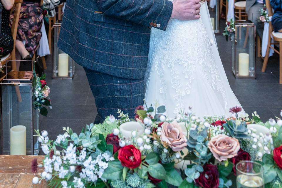 First kiss as husband and wife