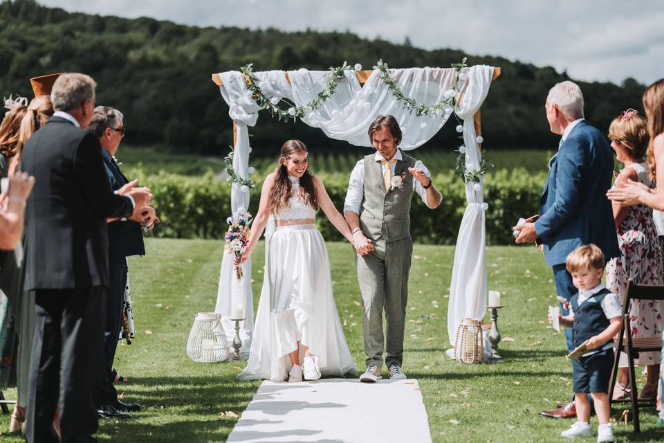 Vineyard Hotel Ceremony