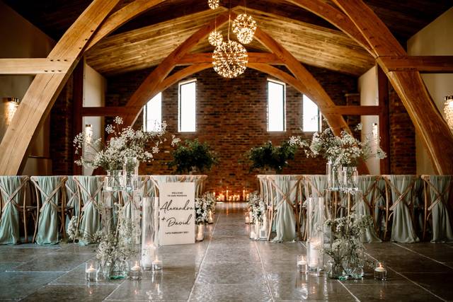 Ambience-York-Ceremony-Oakwood