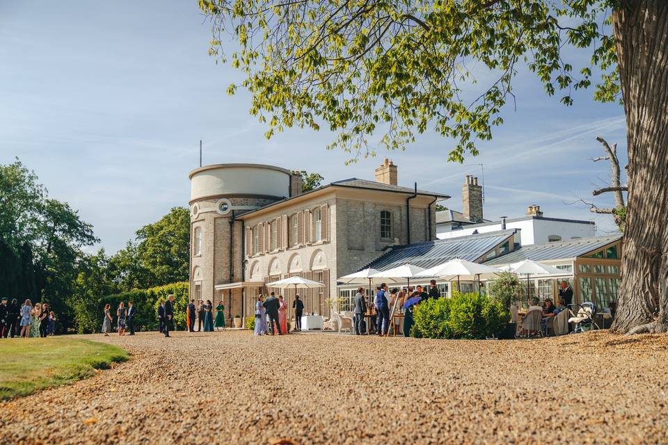 Welcome drinks in the sunshine