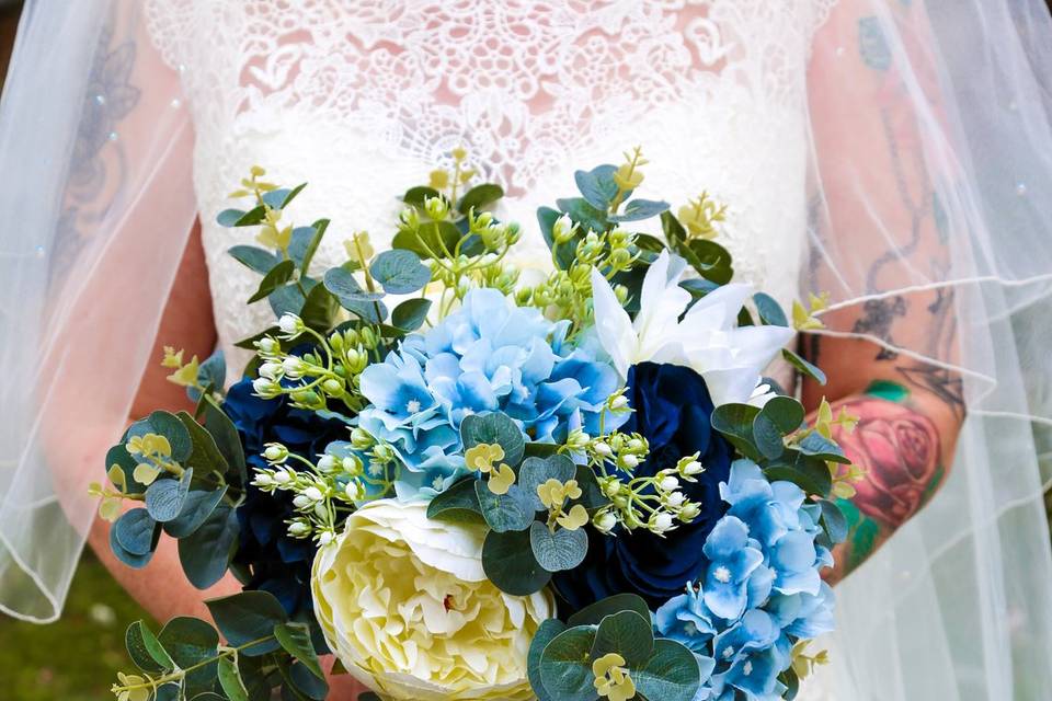 Bride's blue bouquet
