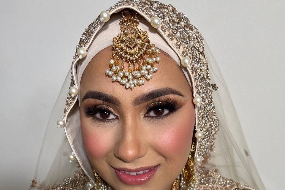 Beautiful asian bridal