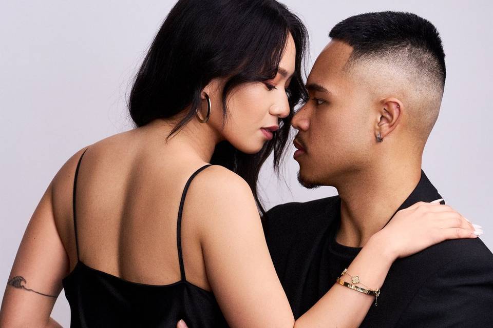 Pre-wedding shoot (studio)