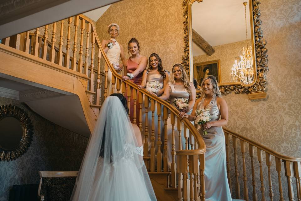 Merrydale Manor