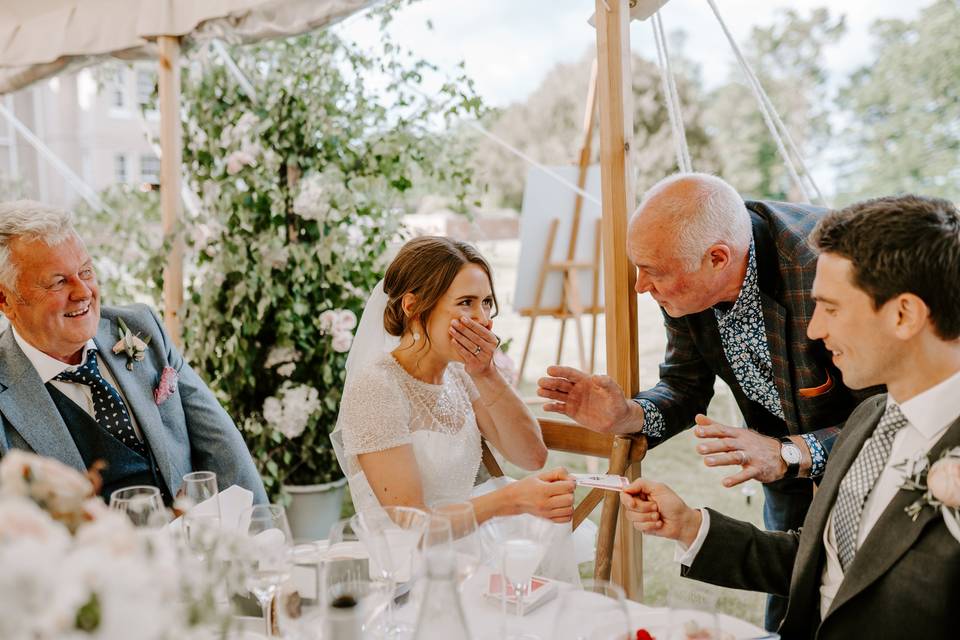 Top table entertainment