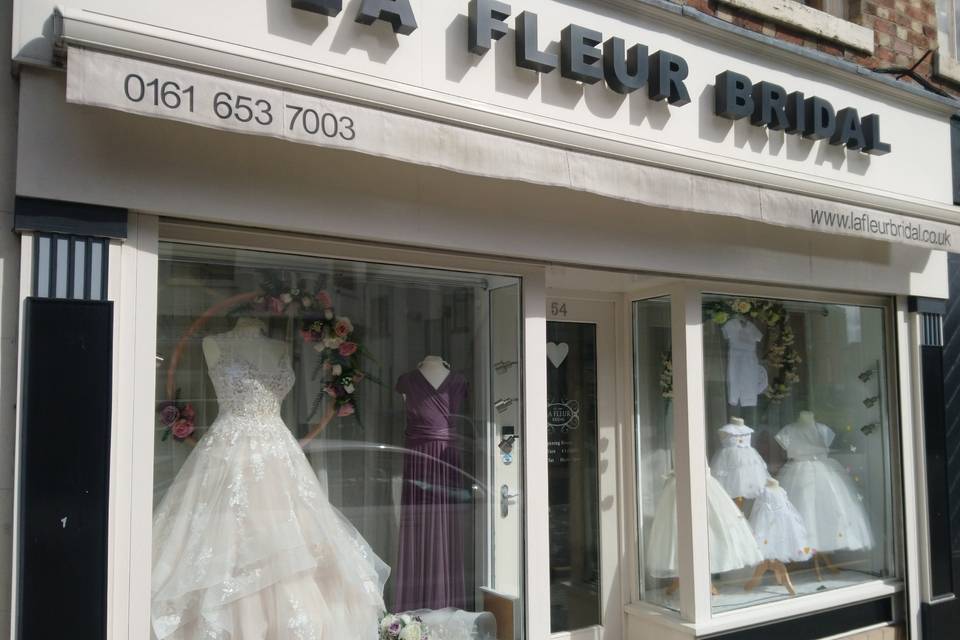 La Fleur Bridal - Wedding dress