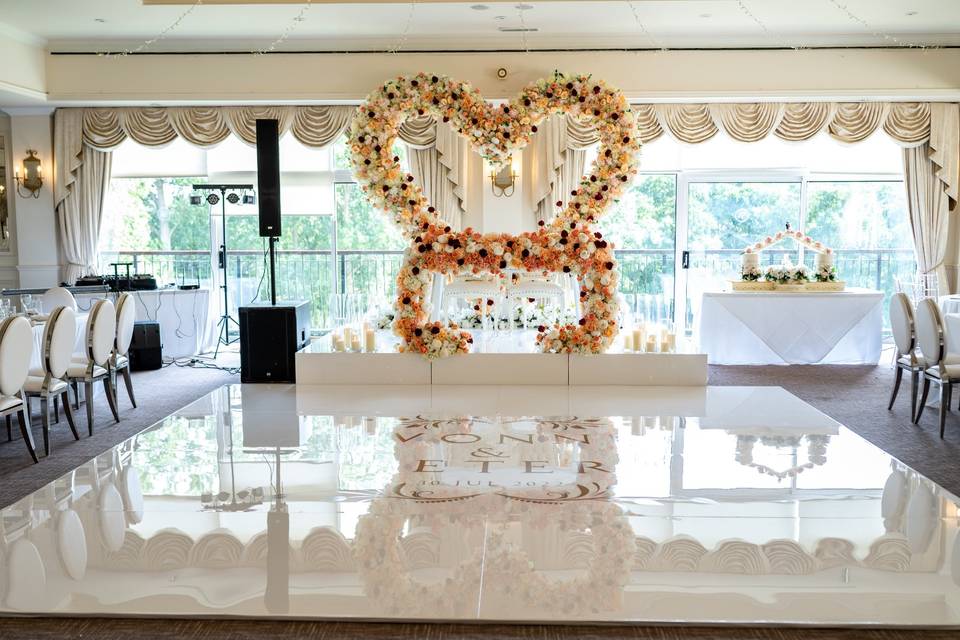 White Wedding Stage