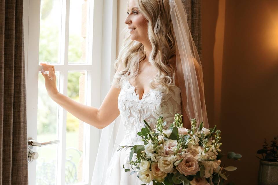 BRIDAL PREP PORTRAITS