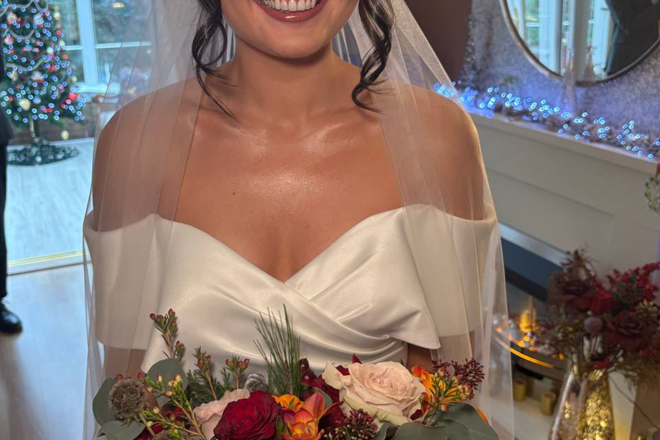 Holly ❤️ winter wedding