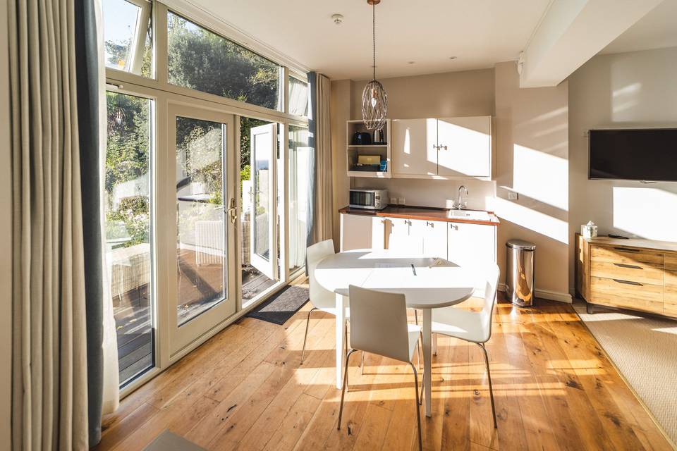 Kitchen ensuite