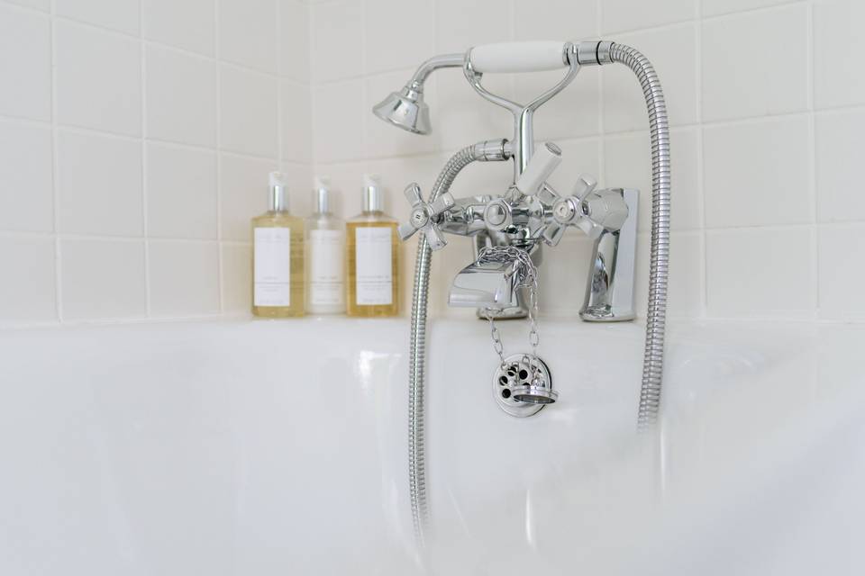 Bath taps