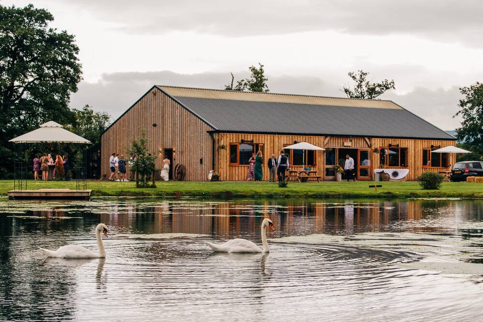 Waterside Country Barn