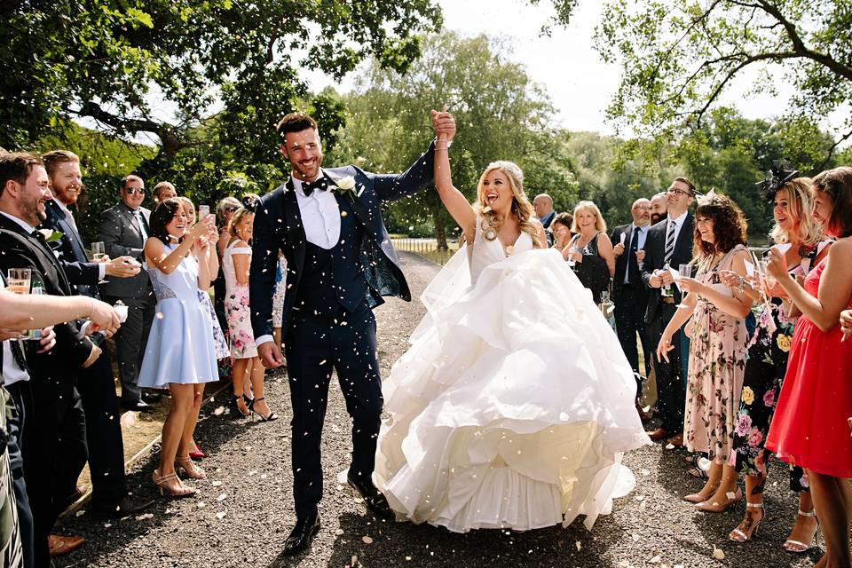 Couple walking and laughing - SMH Photography