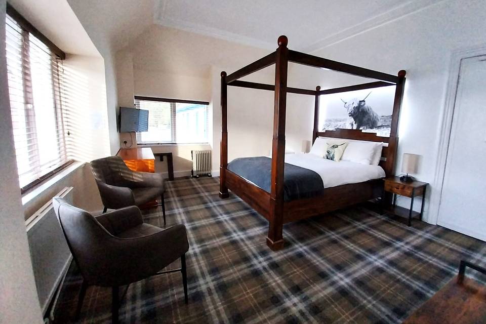 Highland Four Poster