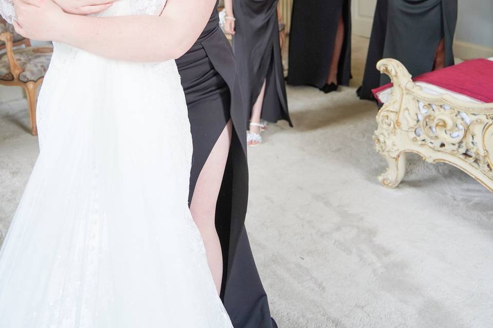 Bride and bridesmaids