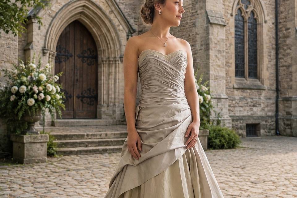 Allure by Donna Salado