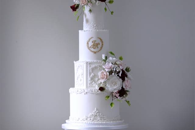 4 tiered wedding cake